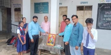 जनता हायस्कूल (डेपो शाखा) बल्लारपूर येथे आदिवासी क्रांतिवीर बाबुराव पुलेश्वर शेडमाके यांना आदरांजली.