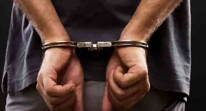 संगमनेरात मोठ्या प्रमाणात गोमासची विक्री, 1 टन गोमांससह दोघांना पोलिसांनी ठोकल्या बेड्या.