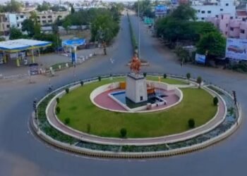 मुख्यमंत्री आणि उपमुख्यमंत्री यांच्या हस्ते होणार बीड शहरातील 12 रस्त्यांच्या कामाचा शुभारंभ.