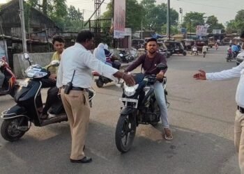 वर्धा जिल्हात एकाच दिवसात 334 वाहन चालकांवर कारवाई, वाहतुकीच्या नियमांचे उल्लंघन करणाऱ्याचे धागे दणकावले.