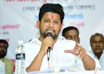 रस्त्याच्या कामात ठेकेदाराला टक्केवारी मागितली तर पत्रकार परिषद घेऊन त्यांची नावे जाहीर करेल: खासदार डॉ. सुजय विखे पाटील