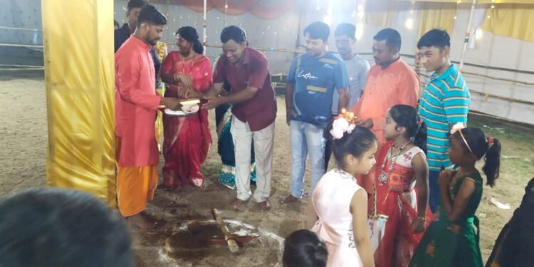 माँ वैष्णवधाम दुर्गा मंदिर आलापली येते समाज मंदिराचे भूमिपूजन संपन्न.