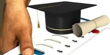 नाशिक पदवीधर मतदारसंघात मतदार नोंदणीला अल्प प्रतिसाद आतापर्यंत सुमारे 35 हजार मतदार नोंदणी.