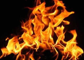 नागपूर: अगोदर सुसाईड नोट लिहिली मग बायकोच्या त्रासाला कंटाळून पतीने पेट्रोल टाकून स्वतःला जाळून घेतल.