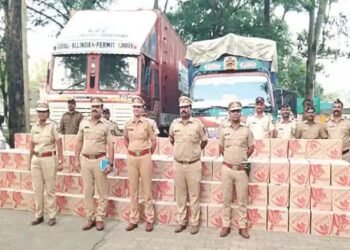 इगतपुरी: कंटेनर व बिअर बॉक्स लूटमार टोळीतील 10 आरोपीच्या पोलिसांनी आवळल्या मुसक्या.