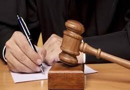 अल्पवयीन मुलीसह महिलेचा विनयभंग केल्याप्रकरणी एकास सहा वर्ष सश्रम कारावास आणि पाच हजार रूपये दंडाची शिक्षा.