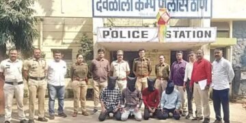 सख्ख्या चुलतीला मोबाईलवर अश्लिल व्हिडीओ व मेसेज पाठविला म्हणून चुलत भावानेच मित्रांच्या मदतीने भावाचा खून केला.