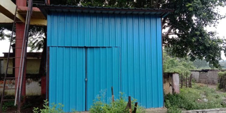 पिल्की वाढोणा गावातील नागरिक फिल्टर पाण्यापासून वंचित, दूषित पाणी पिऊन गावकऱ्यांचे आरोग्य धोक्यात, लोकप्रतिनिधींचे दूरलक्ष्य