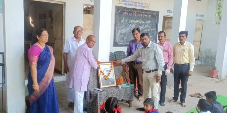 जनता हायस्कूल (डेपो शाखा) बल्लारपूर येथे बालक दिन उत्साहात साजरा.