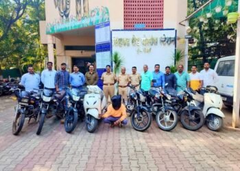 सिंहगड रोड पोलीसांनी सराईत वाहन चोराच्या आवळल्या मुसक्या ०८ मोटार सायकली जप्त