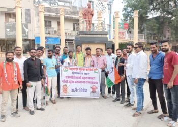 हिंगणघाट: राज्यपाल कोंश्यारी व भाजप प्रवक्ते शुधांसु त्रिवेदी यांनी छत्रपती शिवाजी महाराज यांच्याबद्दल वादग्रस्त विधाना विरोधात राष्ट्रवादी युवक काँग्रेसचे निषेध आंदोलन.