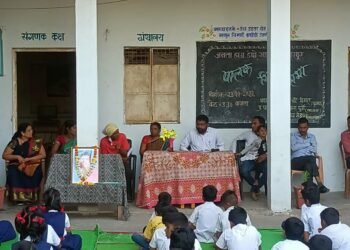 जनता हायस्कूल (डेपो शाखा) बल्लारपूर येथे पालक शिक्षक सभा संपन्न.