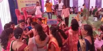 इयत्ता दहावीच्या माजी विद्यार्थ्यांचा स्नेहमीलन सोहळा ऊत्साहात साजरा, २३ वर्षाने विद्यार्थ्यांनी दीला स्मृतींना उजाळा.