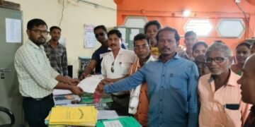 गोटूलवर नगर परिषद कार्यालयाने केलेले अतिक्रमण तात्काळ हटवा: वंचित बहुजन आघाडीचे मुख्याधिका-यांना निवेदन.