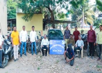 वाहन चोरी करणा-या अट्टल गुन्हेगारास अटक करून एकुण २१ गुन्हे उघडकीस आणलेबाबत.