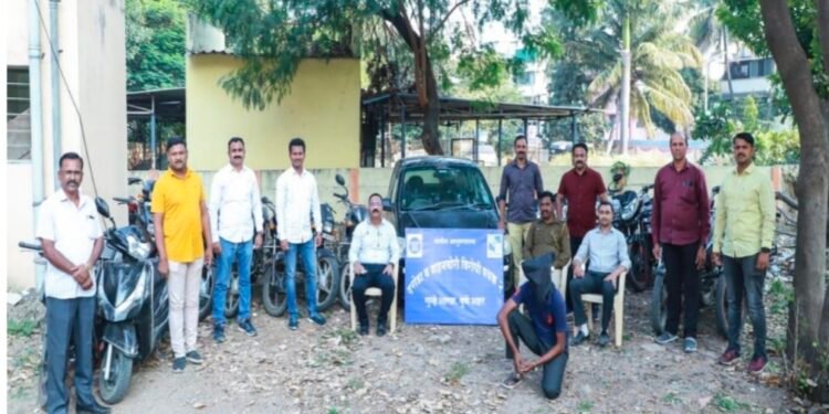 वाहन चोरी करणा-या अट्टल गुन्हेगारास अटक करून एकुण २१ गुन्हे उघडकीस आणलेबाबत.