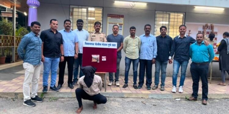 विमानतळ पोलीसांची उत्कृष्ठ कामगीरी १ पिस्टल २ जिवंत राऊंड जप्त