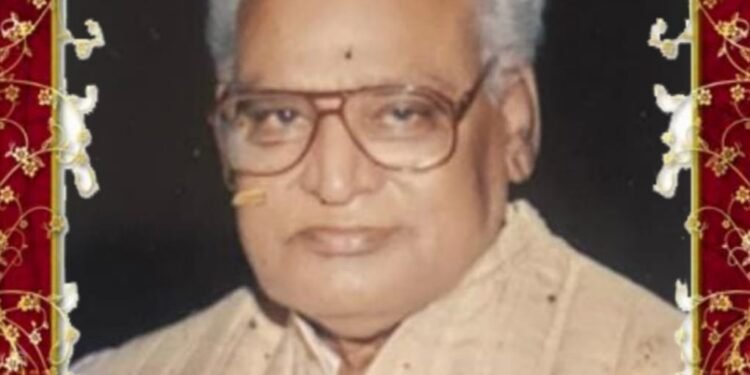 बाबुरावजी मडावी स्वातंत्र्यप्राप्तीनंतरचा आदिवासी समाजाचा अद्वीतिय योद्धा आज त्यांची 94 वी जयंती.