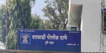 ऑनलाईन सेक्सटॉर्शन व्दारे लोकांना ब्लॅकमेल करून खंडणी मागणारा मास्टरमाईंड आरोपीच्या पुणे पोलीसांनी राजस्थानमधून आवळल्या मुसक्या.