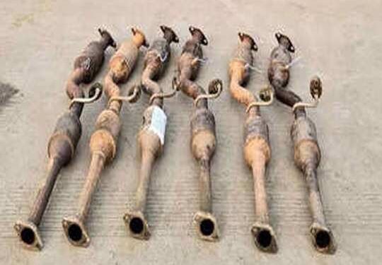 हडपसर भागात मारुती सुझुकी कॅरी टेम्पो व मारुती ईको गाडीचे सायलेन्सर चोरून धुमाकुळ घालणारे आरोपींना केले जेरबंद