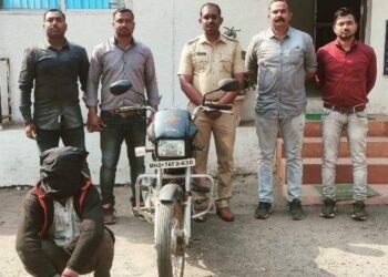 24 तासाचा आत मोटार सायकल चोरट्यास मुद्देमालासह केली अटक, हिंगणघाट पोलिसांची कारवाई.
