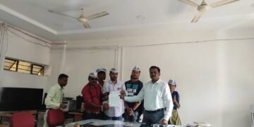 आम आदमी पार्टी शाखा वडसा (दे. ग )च्या वतीने मुख्यमंत्री एकनाथ शिंदे यांना विविध मागण्यांचे निवेदन देण्यात आले.