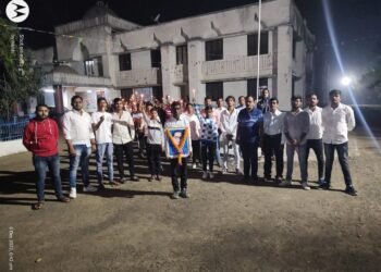 वानाडोंगरी येथील शासकीय वस्तीगृहाच्या विद्यार्थ्यांची अभिवादन फेरी… बाबासाहेबांना वाहीली आदरांजली.