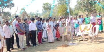 मादगी समाज संघटनेच्या वतीने जिवनगट्टा येथे डॉ. बाबासाहेब आंबेडकर यांच्या ६६ व्या महापरिनिर्वाण दिनी अभिवादन.