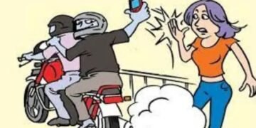 नाशिक शहरात चोरीच्या घटनेत वाढ, अल्पवयीन मुलीकडील मोबाईल ओरबाडून दुचाकीस्वार चोरट्यांनी काढला पळ.