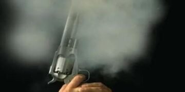 हवेत गोळीबार करुन परिसरात दहशत, चार तासात आरोपीच्या पिंपरी चिंचवड पोलिसांनी आवळ्यल्या मुस्क्या.