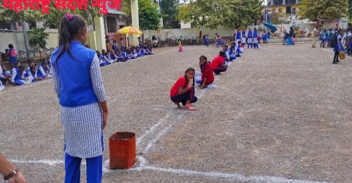 ज्ञानप्रभात विद्यालयात क्रीडा सप्ताहा निमित्त विविध खेळांचे आयोजन करून साजरा करण्यात आला.