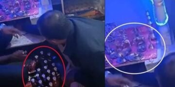 वर्धा दारूसाठी देवाला पण नाही सोडलं, महिलेने चक्क देवघरामध्ये लपवून ठेवला अवैध दारूचा साठा.