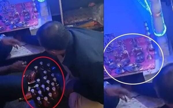 वर्धा दारूसाठी देवाला पण नाही सोडलं, महिलेने चक्क देवघरामध्ये लपवून ठेवला अवैध दारूचा साठा.