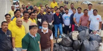 वर्धा जिल्हा प्रशासन व सामाजिक संस्थांच्या वतीने स्वच्छता जनजागृती मोहिम.