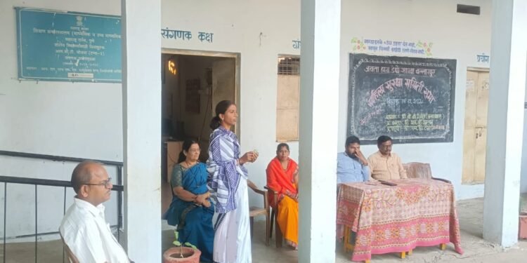 बल्लारपूर येथे जनता हायस्कूल (डेपो शाखा) मध्ये महिला सुरक्षा समिती सभा संपन्न.