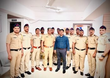 महाराष्ट्र जीवन प्राधिकरण पाणीपुरवठा योजनेचे ३ टनाचे लोखंडी पाईप चोरणारे चोरटे केले जेरबंद