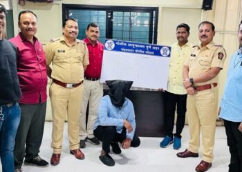 परराज्यातुन पुण्यात आलेल्या चैन साखळी चोराच्या पोलीसांनी आवळल्या मुसक्या