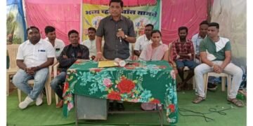 कोठारी येथील व्हॉलीबॉल सामन्याचे बक्षीस वितरण माजी आमदार दिपक दादा आत्राम यांच्या हस्ते संपन्न.