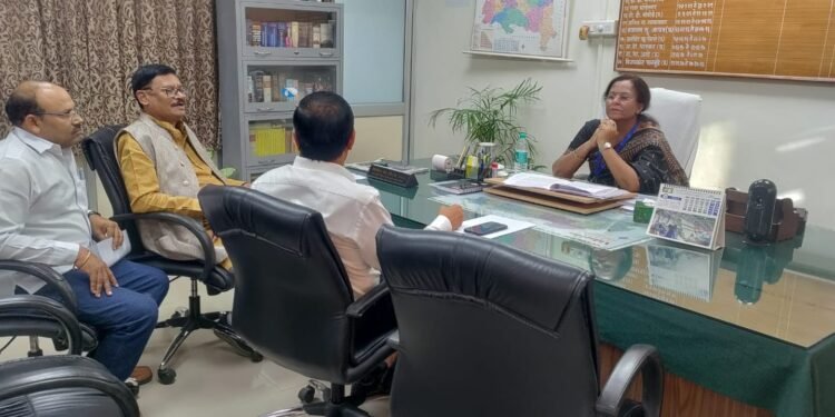 सिमेंट उद्योगातील ठेका कामगारांची वेतन निश्चिती होणार: आमदार सुभाष धोटे.