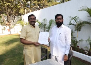 समृध्‍दी महा‍मार्गाचा विस्‍तार चंद्रपूर-राजुरा पर्यंत करावा: पालकमंत्री सुधीर मुनगंटीवार यांची मुख्‍यमंत्र्यांकडे मागणी.