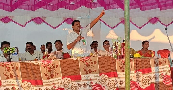 अहेरीचे दोन्ही घराण्यांनी संपूर्ण विधानसभा क्षेत्राची वाट लावली: माजी आमदार दिपक दादा आत्राम यांचे आरोप