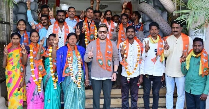 राजे अम्ब्रिशराव आत्राम यांच्या नेतृत्वाखाली अहेरी विधानसभा क्षेत्रात 4 ग्रामपंचायतीत भाजपाचा दणदणीत विजय.