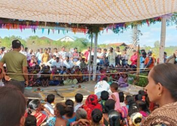 माजी जिल्हा परिषद अध्यक्ष अजयभाऊ कंकडालवार यांनी पोचम्मा बोनालू कार्यक्रमला उपस्थित.