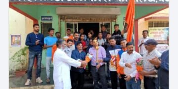 नागपूर येथून निघालेल्या क्रीडा ज्योतीचे वर्धा जिल्ह्यात उत्साहपूर्ण वातावरणात स्वागत.