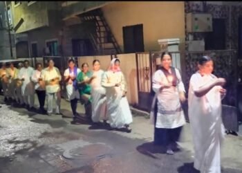 धानोरी येथे महामानवाच्या महापरिनिर्वाण दिनानिमित्त अभिवादन करून कॕडल मार्चचे आयोजन.