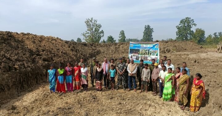 अहेरी: नक्षलवादी कारवाया रोखण्यासाठी उपपोलीस स्टेशन राजाराम हद्दीतील पतीगांव येते नागरी कृती कार्यक्रम.