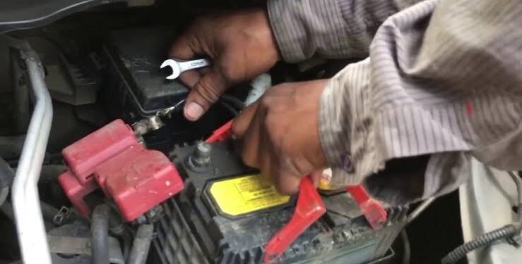 विधीसंघर्षीत बालकांकडुन महागडया गाडयांच्या बॅट-या केल्या हस्तगत