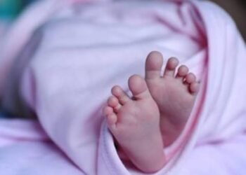 सातारा: चॉकलेट घशात अडकल्याने एक वर्षाच्या कोवळ्या बालिकेचा दुर्दैवी मृत्यू.