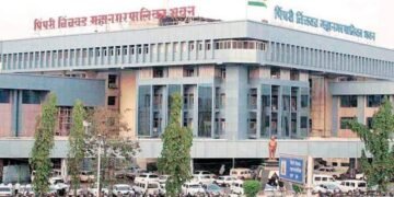 पिंपरी-चिंचवड: महानगर पालिकेच्या बेशिस्त अधिकारी आणि कर्मचाऱ्यांवर होणार कारवाई; मनपा आयुक्तांचे आदेश.