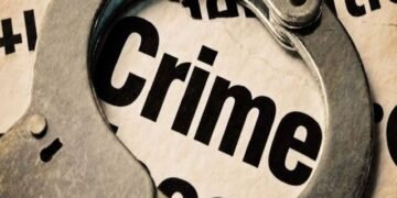 मुंबईतून पुण्यात येऊन घरफोडी करणाऱ्या पाहिजे आरोपीस Unit-2 ने केले अटक, त्याचे ताब्यातून गुन्ह्यात वापरलेली मोपेड हस्तगत